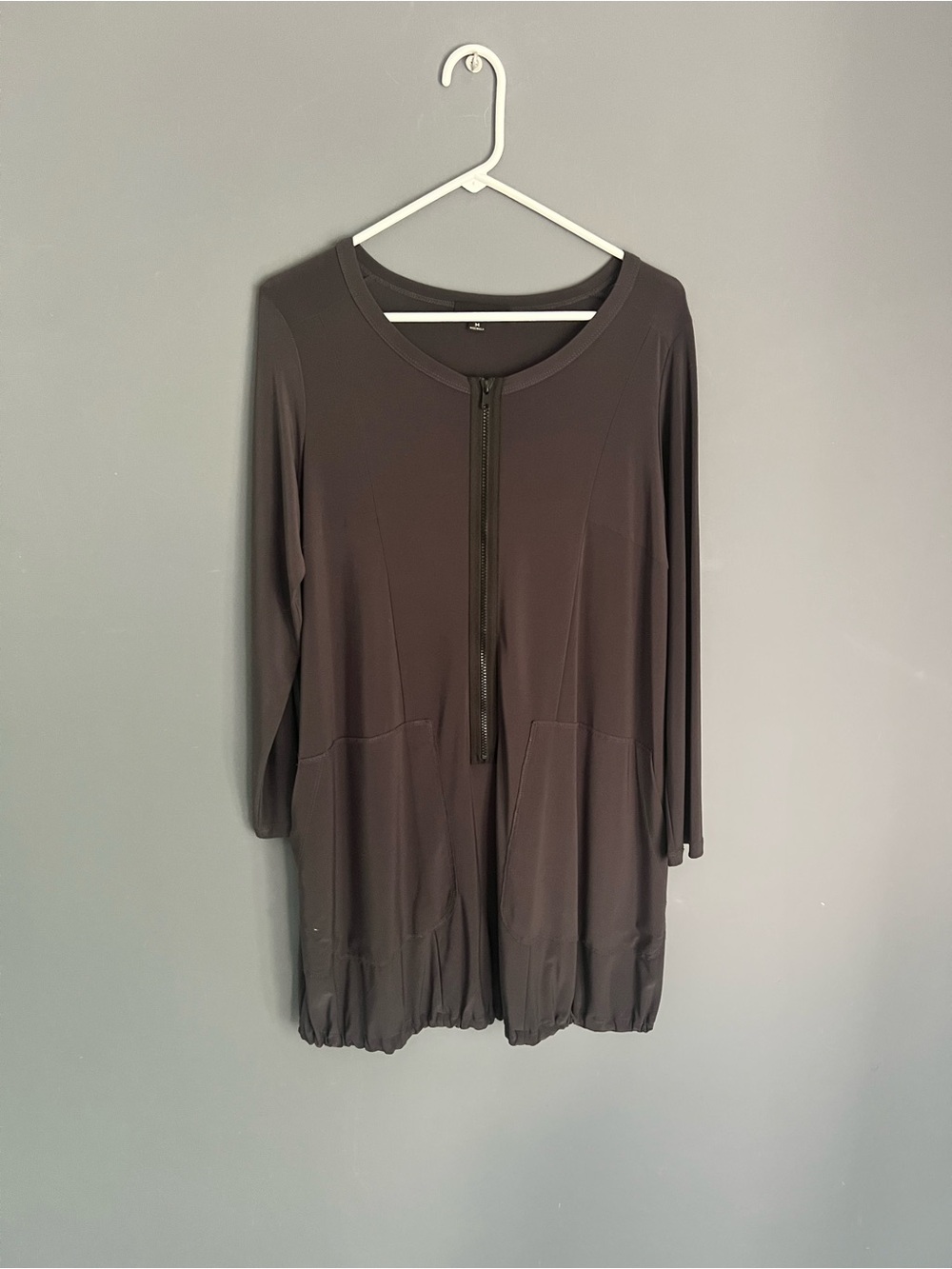 SUN KIM Comfy USA Size M Tunic Dress Top Zip Gray Black Bubble Hem Lagenlook